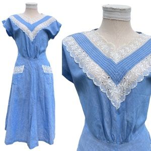Vintage 40s Chambray & Lace Blue Fit & Flare V-Neck Midi Day Dress